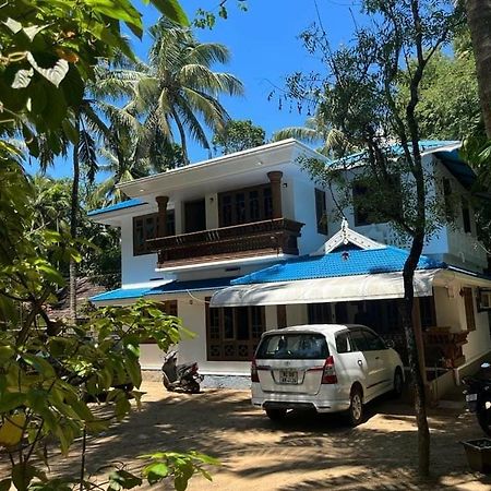 Vyshnavi Home Stay Thanniyam Luaran gambar